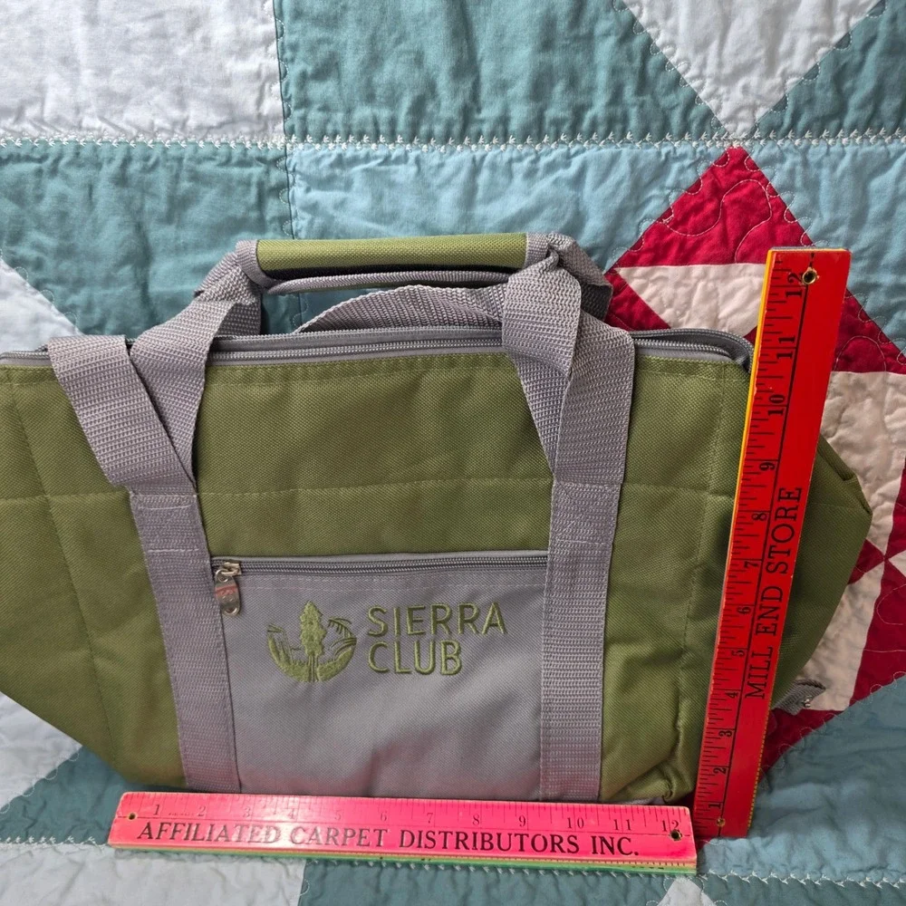 Sierra Club Insulated Cooler Bag Green Gray Duffel Tote